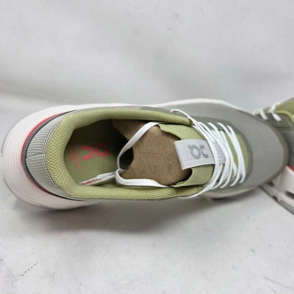 New 9.5 ON Cloudnova Form 2 sneakers in Chalk / Salmon from Anthropologie - Picture 10 of 11